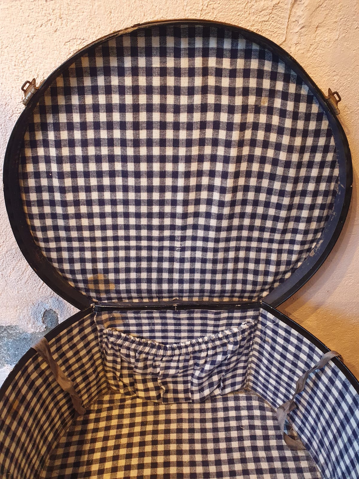 Boite à chapeau