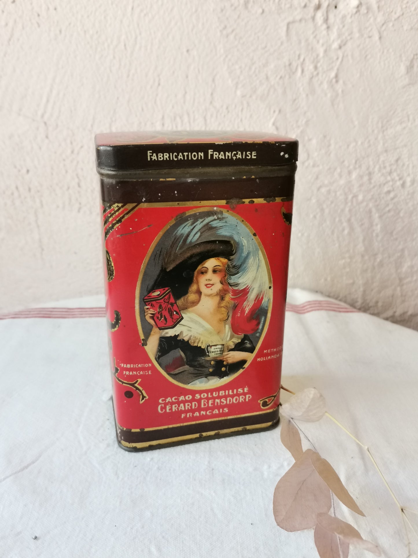 Boîte cacao rouge